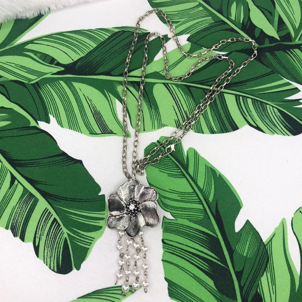 Silver Flower Pearl Costume Jewelry Long Necklace